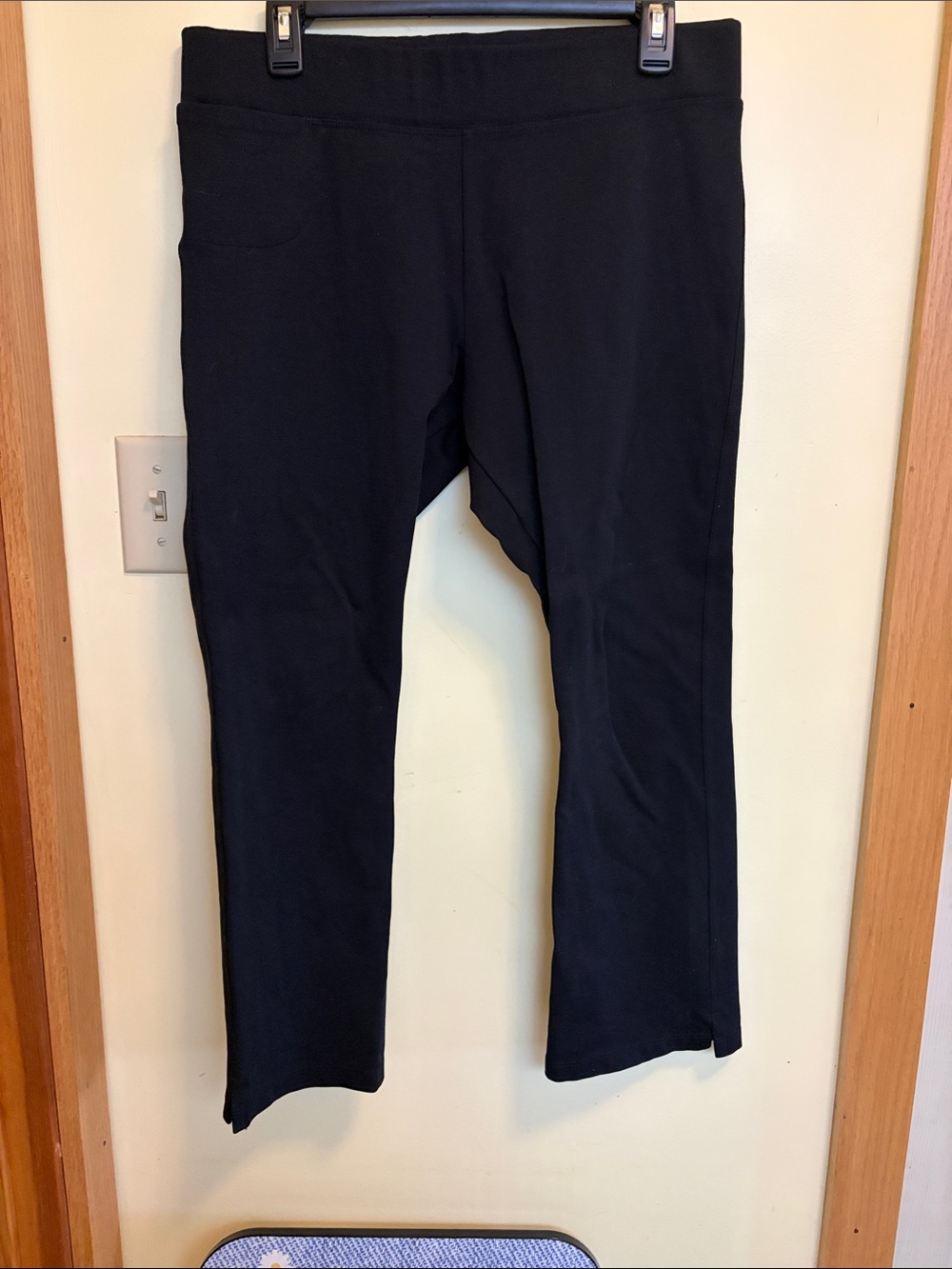 American Giant Women's Black Straight-Leg Pants